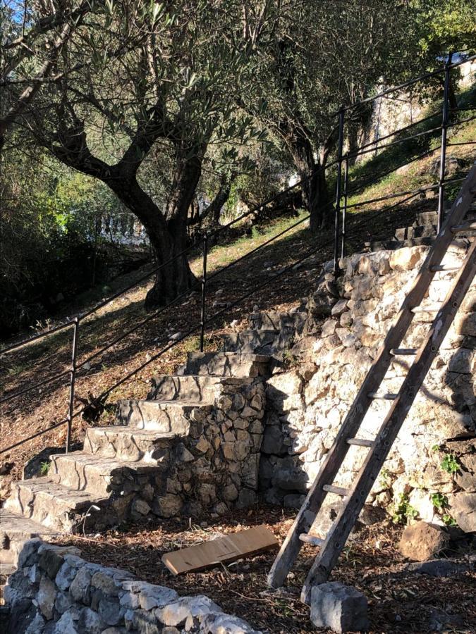Gilette Cabane De L Esteron מראה חיצוני תמונה